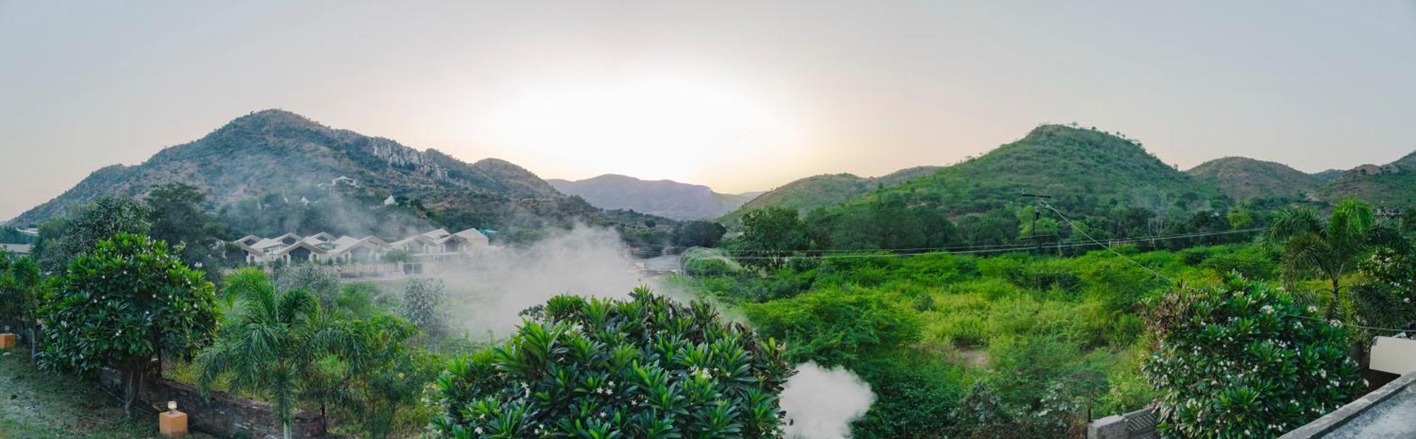 Udai Nature Valley Resort - A Peace Full Farmhouse Resort Удайпур Екстер'єр фото