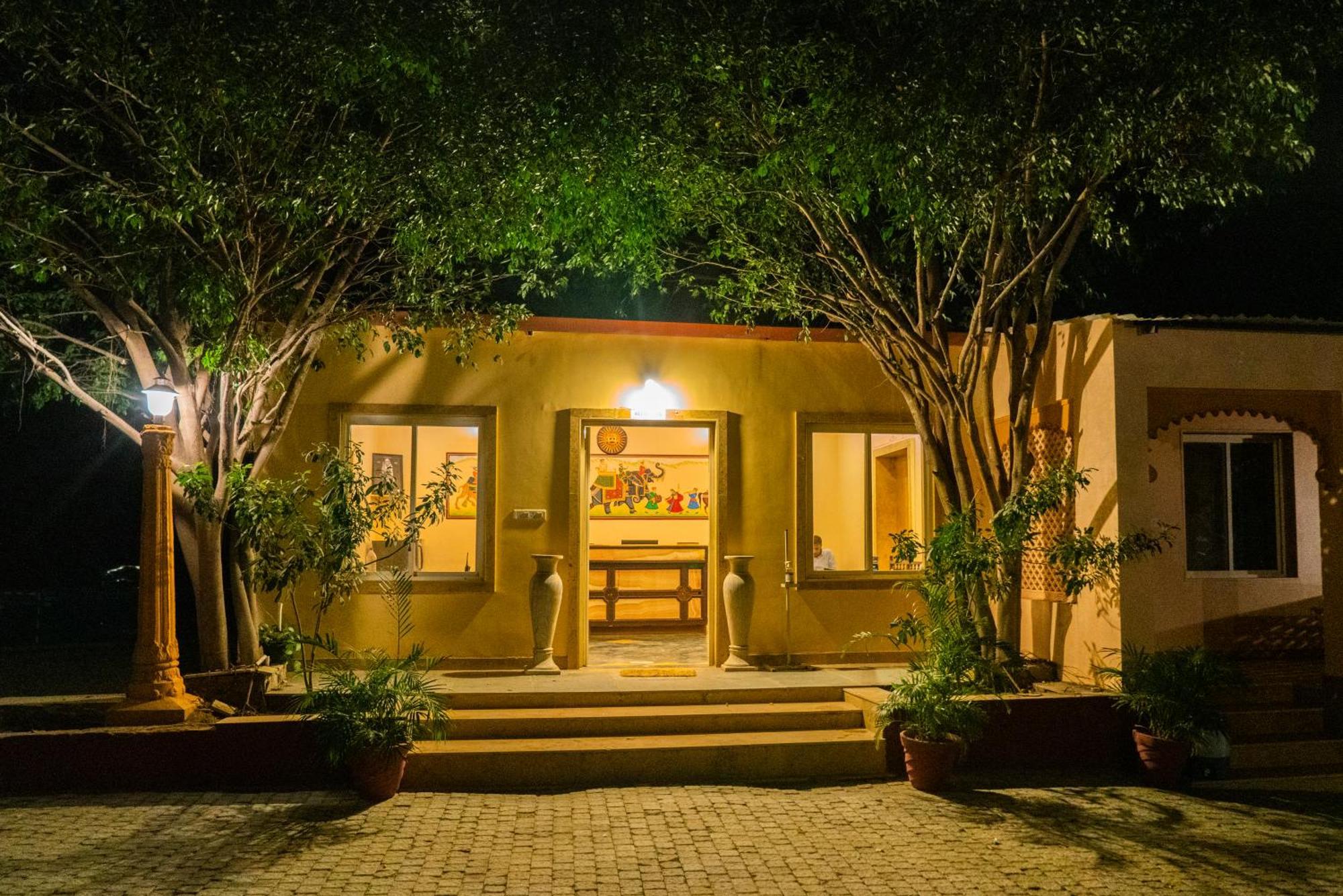 Udai Nature Valley Resort - A Peace Full Farmhouse Resort Удайпур Екстер'єр фото